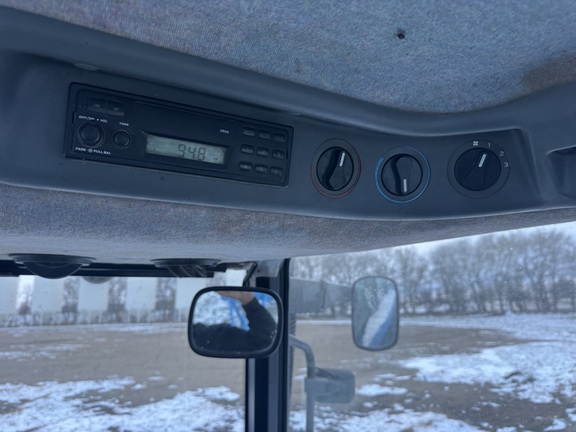 2013 New Holland TM140 - Photo5