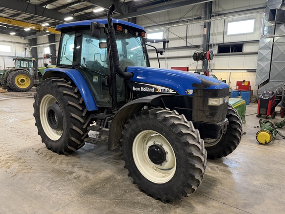  New Holland TM140