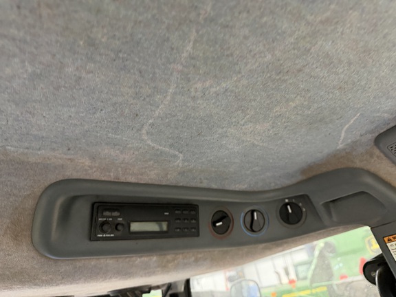 2013 New Holland TM140 - Photo32