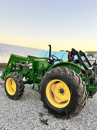 Photo of 2024 John Deere 5075E