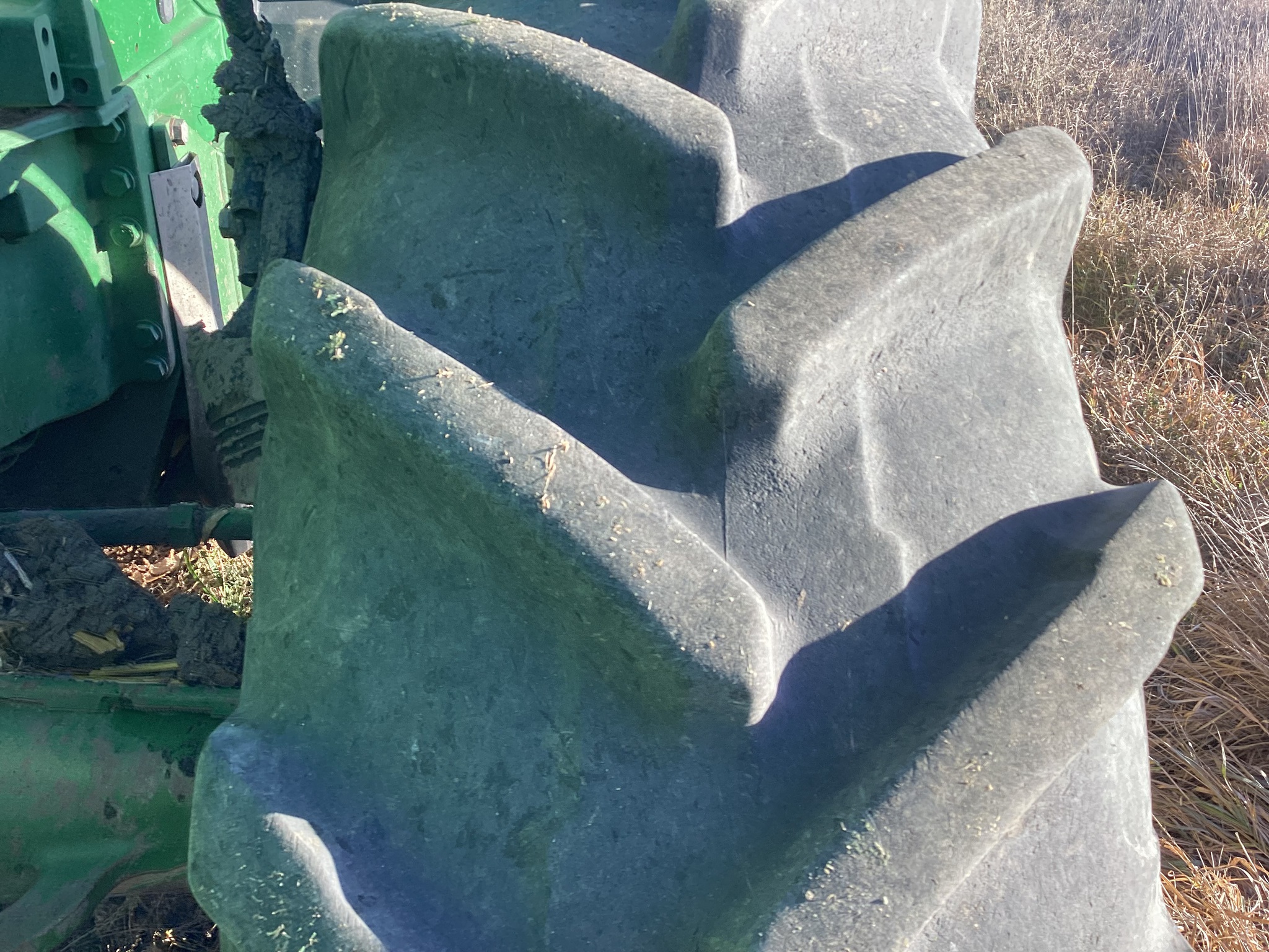 2013 John Deere 8285R Image 22