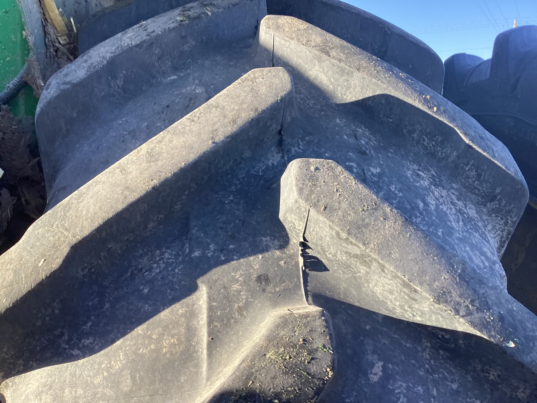 2013 John Deere 8285R Image 16