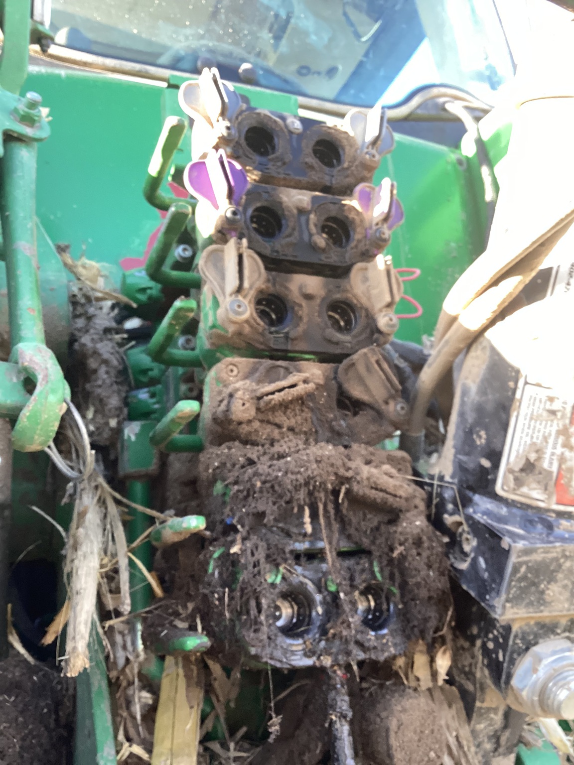 2013 John Deere 8285R Image 12