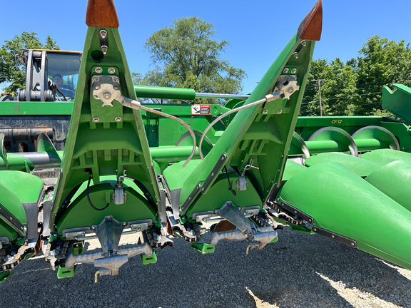 2025 John-Deere CF 12