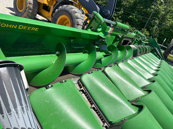 2025 John-Deere CF 12