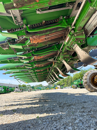 2025 John-Deere CF 12