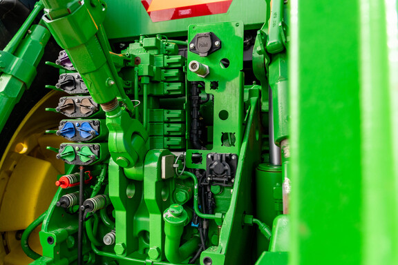 Used 2022 John Deere 8R 340 Row Crop Tractors at Koenig Equipment in Anna, OH - Photo19