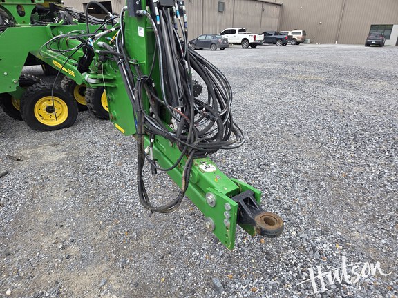 Photo of 2021 John Deere DB60