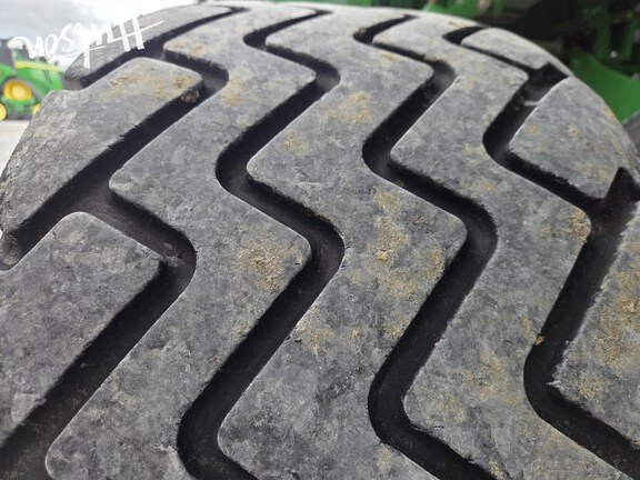 Photo of 2021 John Deere DB60