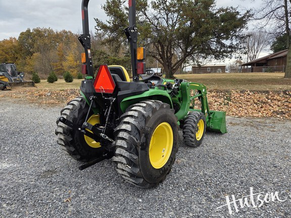 Photo of 2025 John Deere 3032E