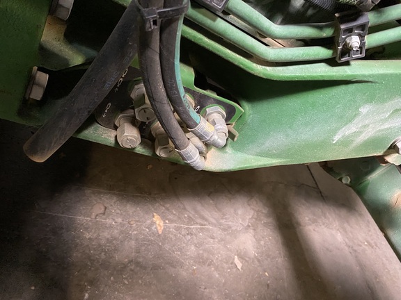 2016 John Deere 5085M - Photo4