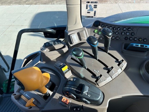 2024 John Deere 6155M (12th thumbnail)