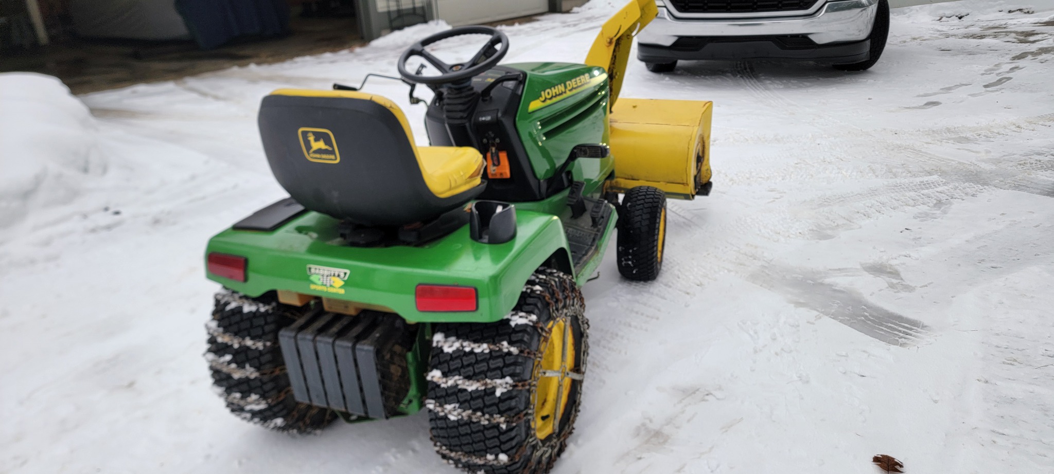 2000 John Deere 345 Image 7