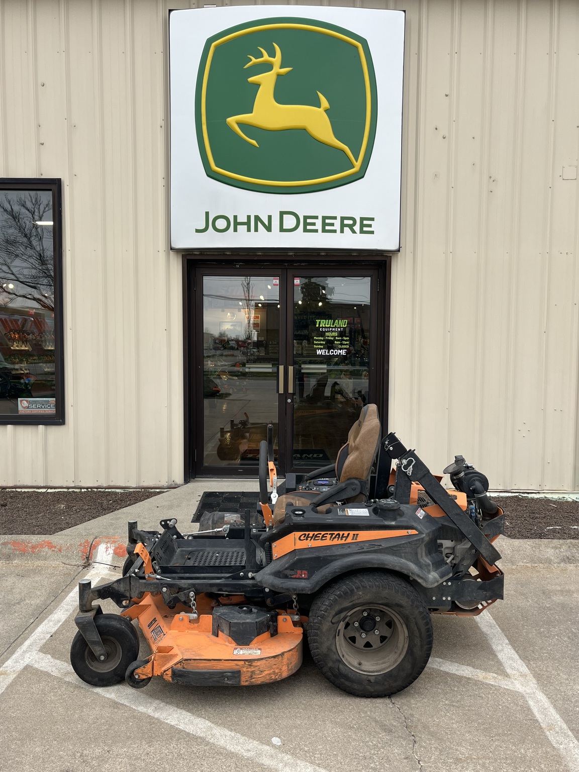 2023 Scag SCZ61V-36BV Image 3