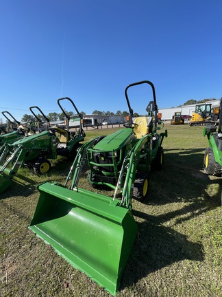 2024 John Deere 1025R Photo 1