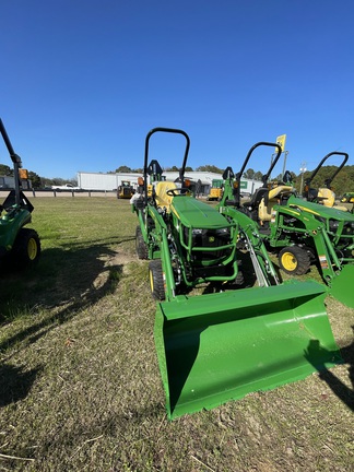 2024 John Deere 1025R Photo 3