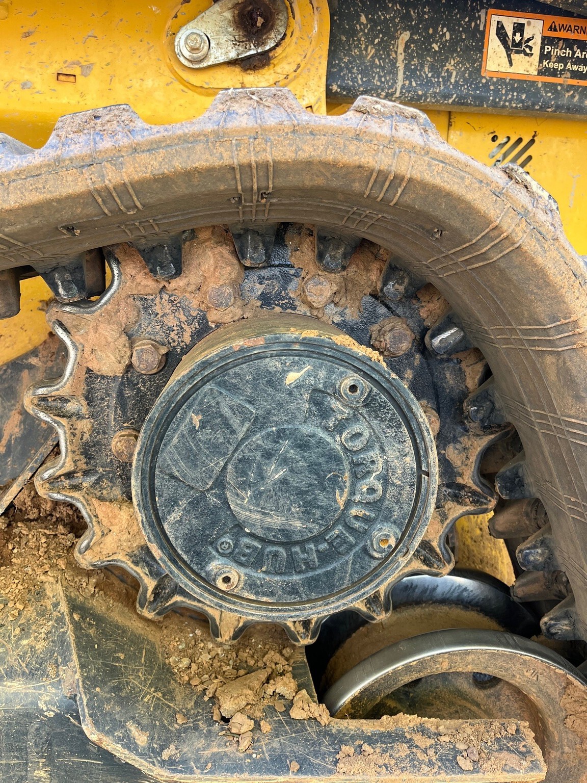 2021 John Deere 325G Image 5