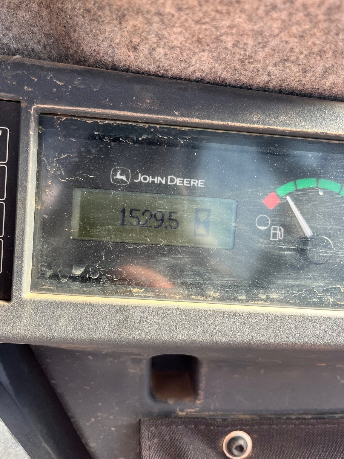 2021 John Deere 325G Image 8