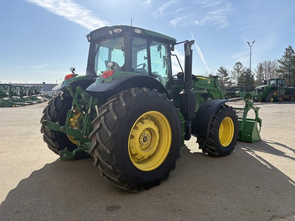 Used 2024 John Deere 6155M Row Crop Tractors at Horizon Ag & Turf in Edmonton West, AB - Photo4