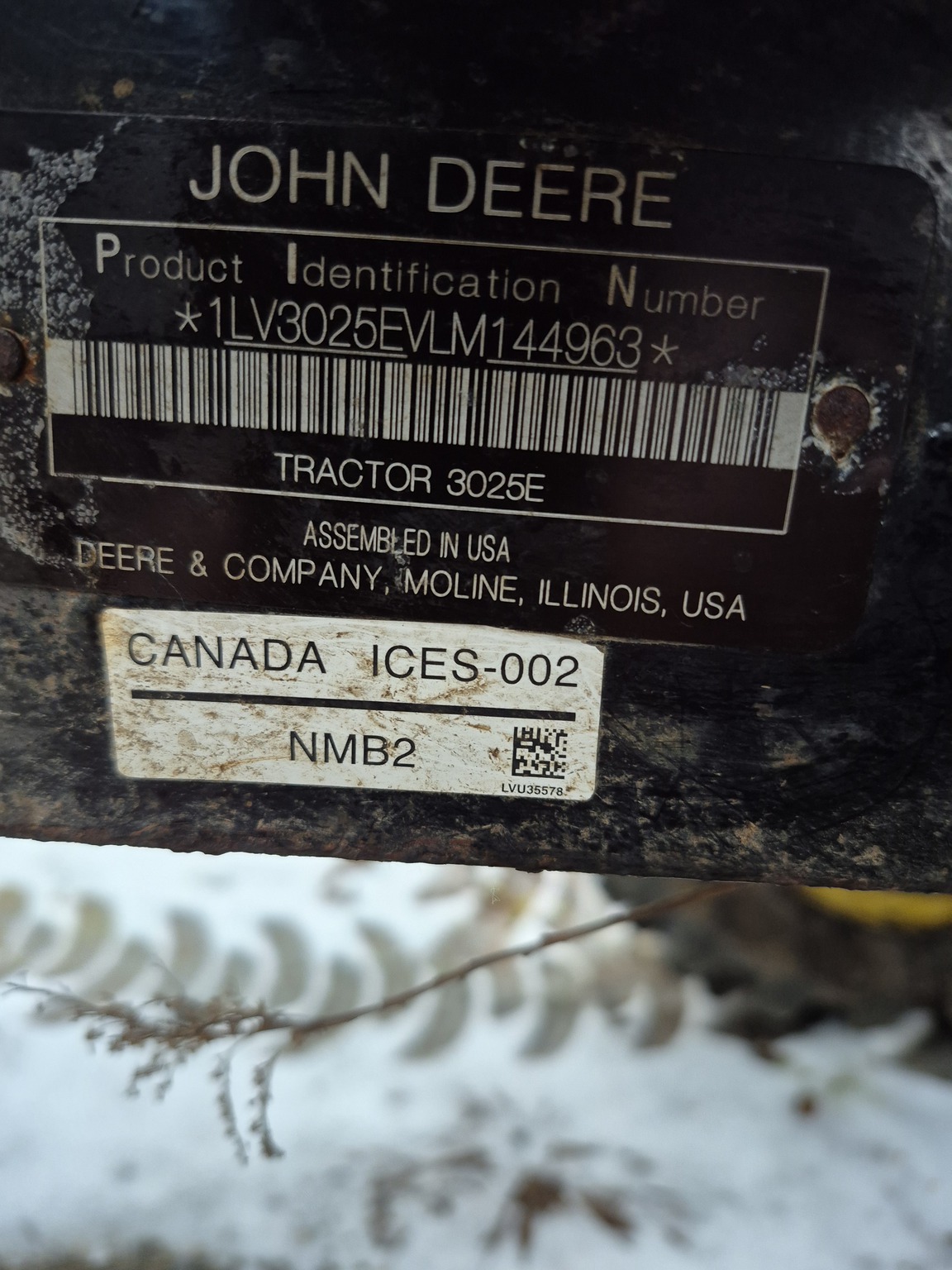 2020 John Deere 3025E Image 2