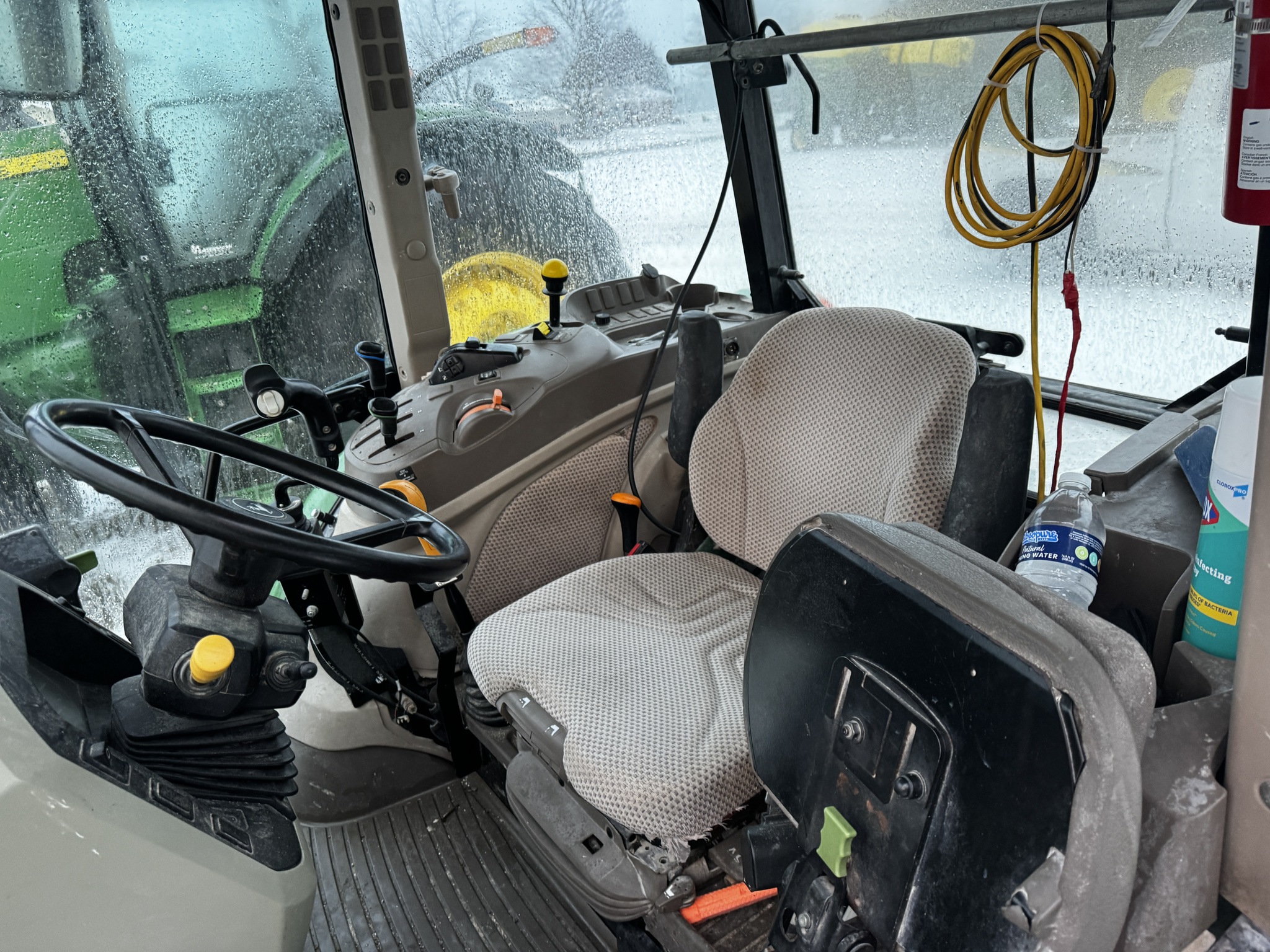 2019 John Deere 5100M Image 2