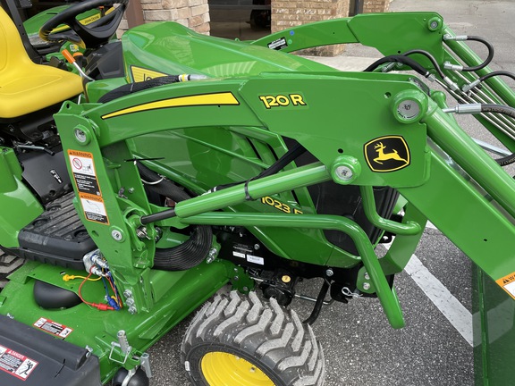 2025 John Deere 1023E-4