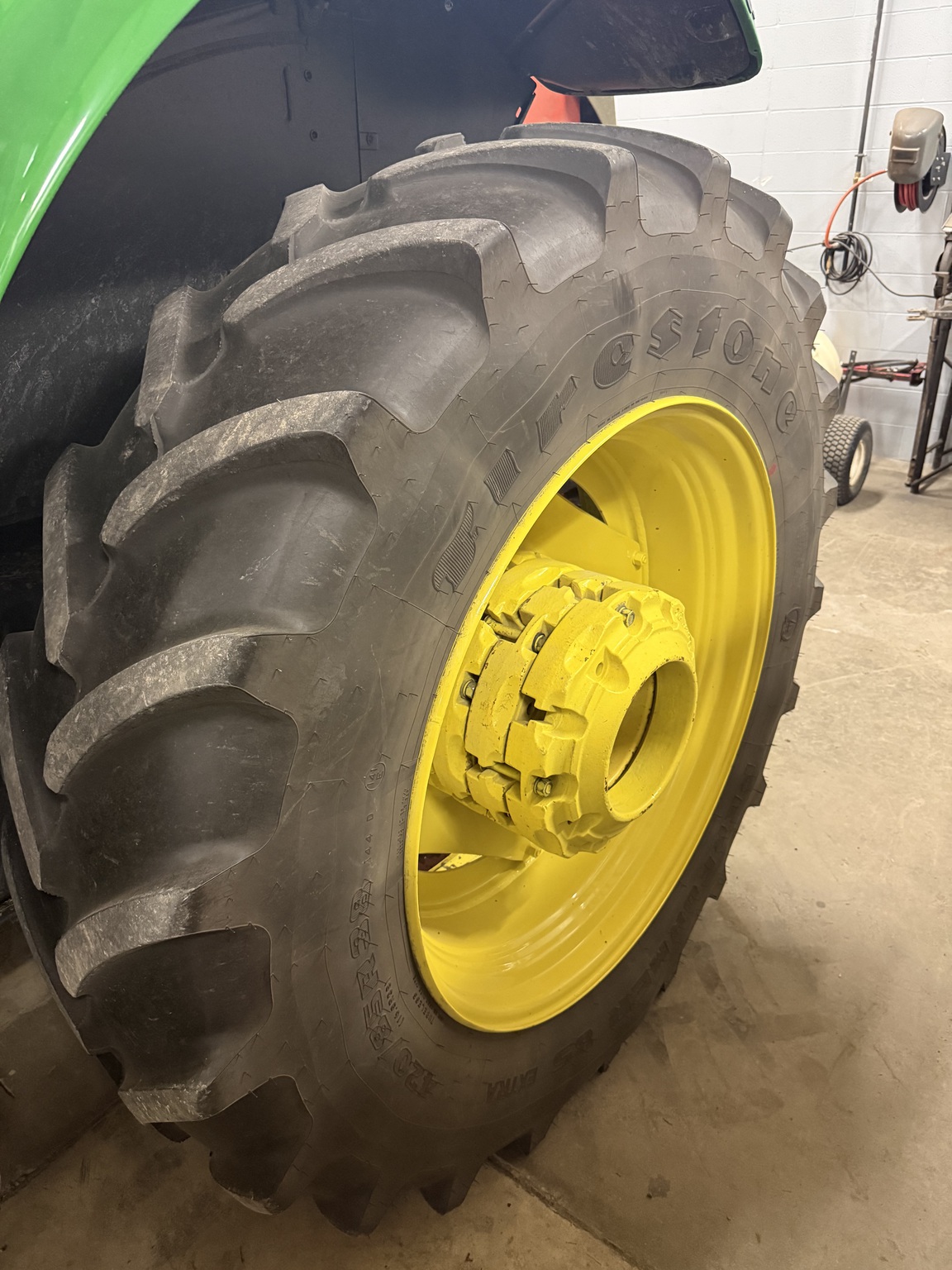 2023 John Deere 6130M Image 11