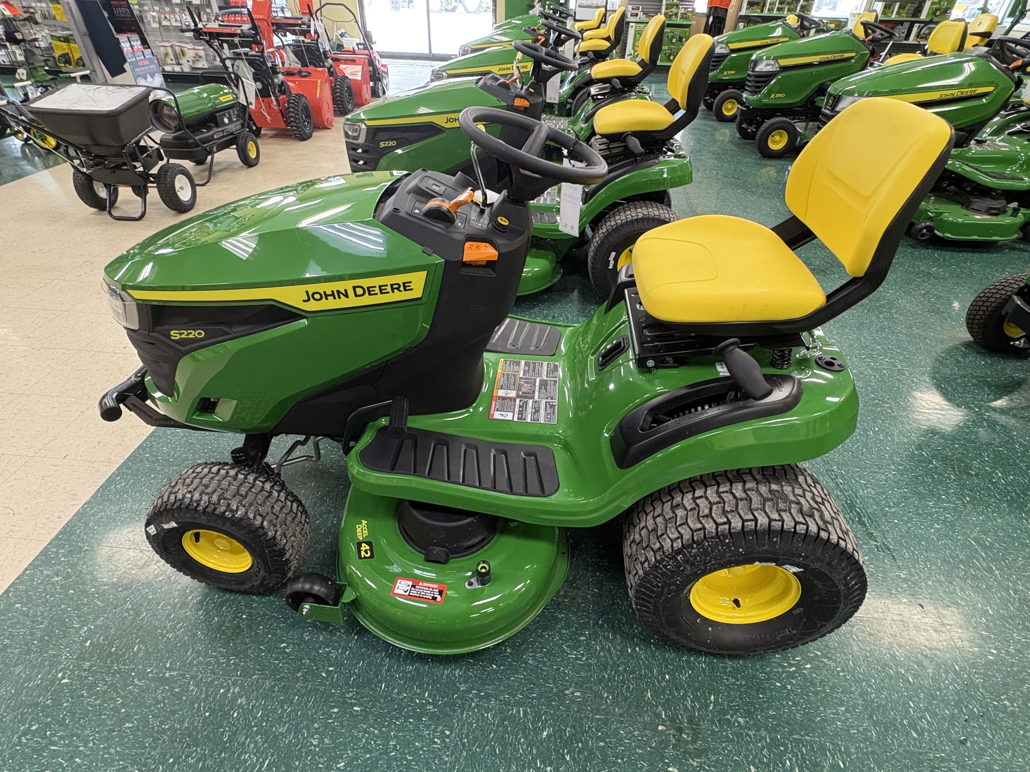2026 John Deere S220 Image 7