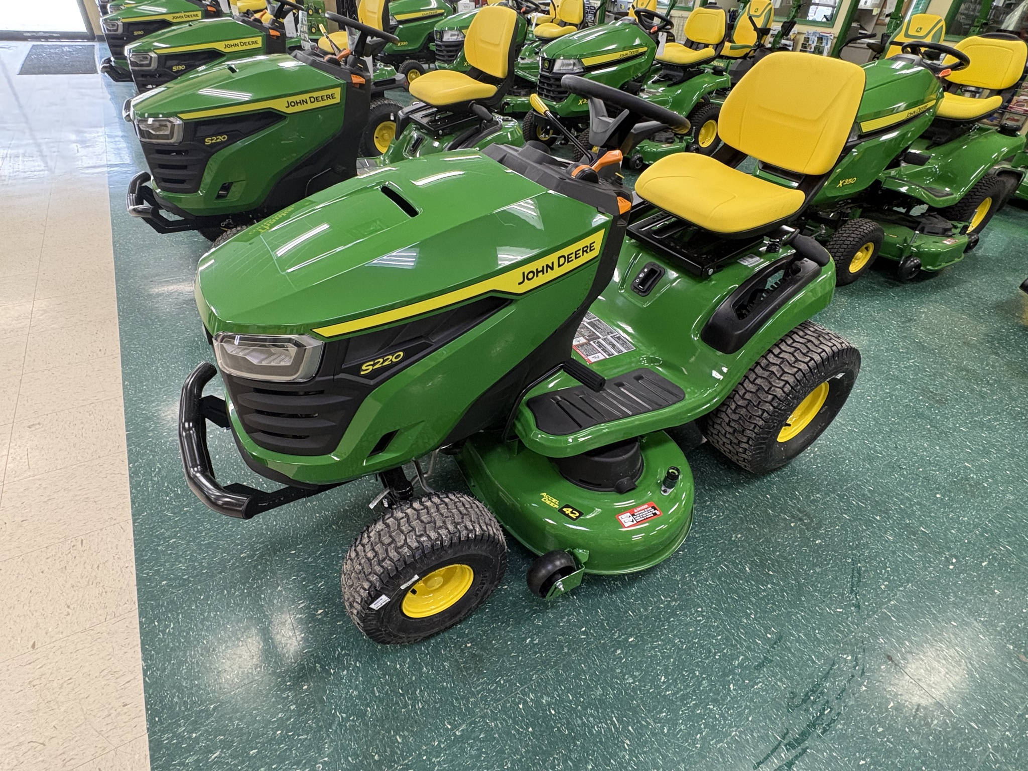 2026 John Deere S220 Image 8