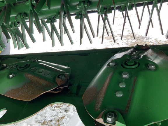 Used 2025 John Deere C400 Mower Conditioners at Horizon Ag & Turf in Edmonton West, AB - Photo10