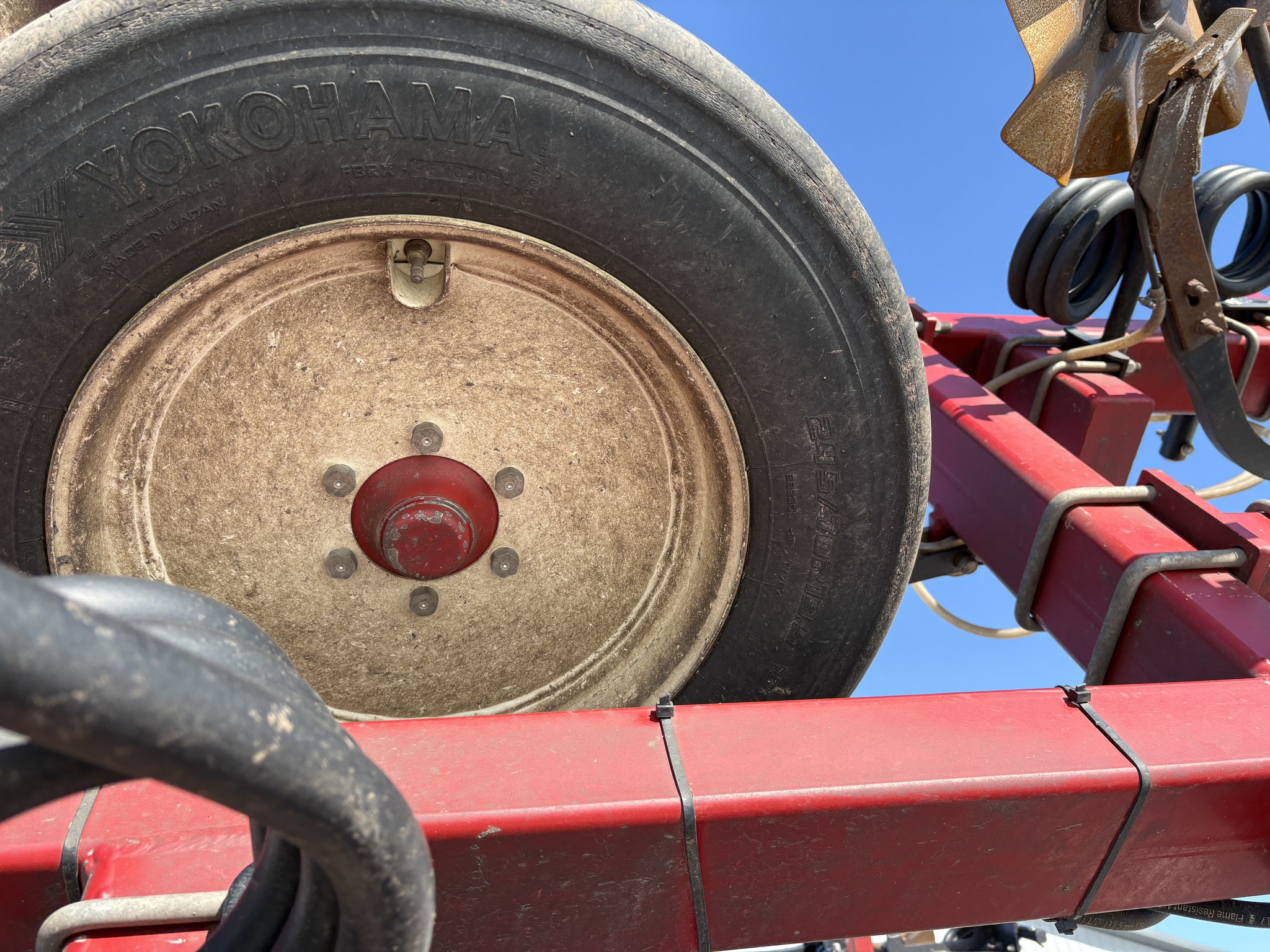  2014 Salford I-1200 at Heritage Tractor in Carthage, IL