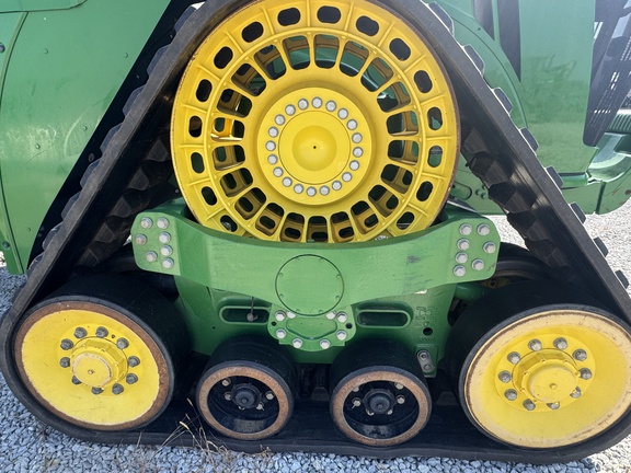 2024 John-Deere 9RX 640