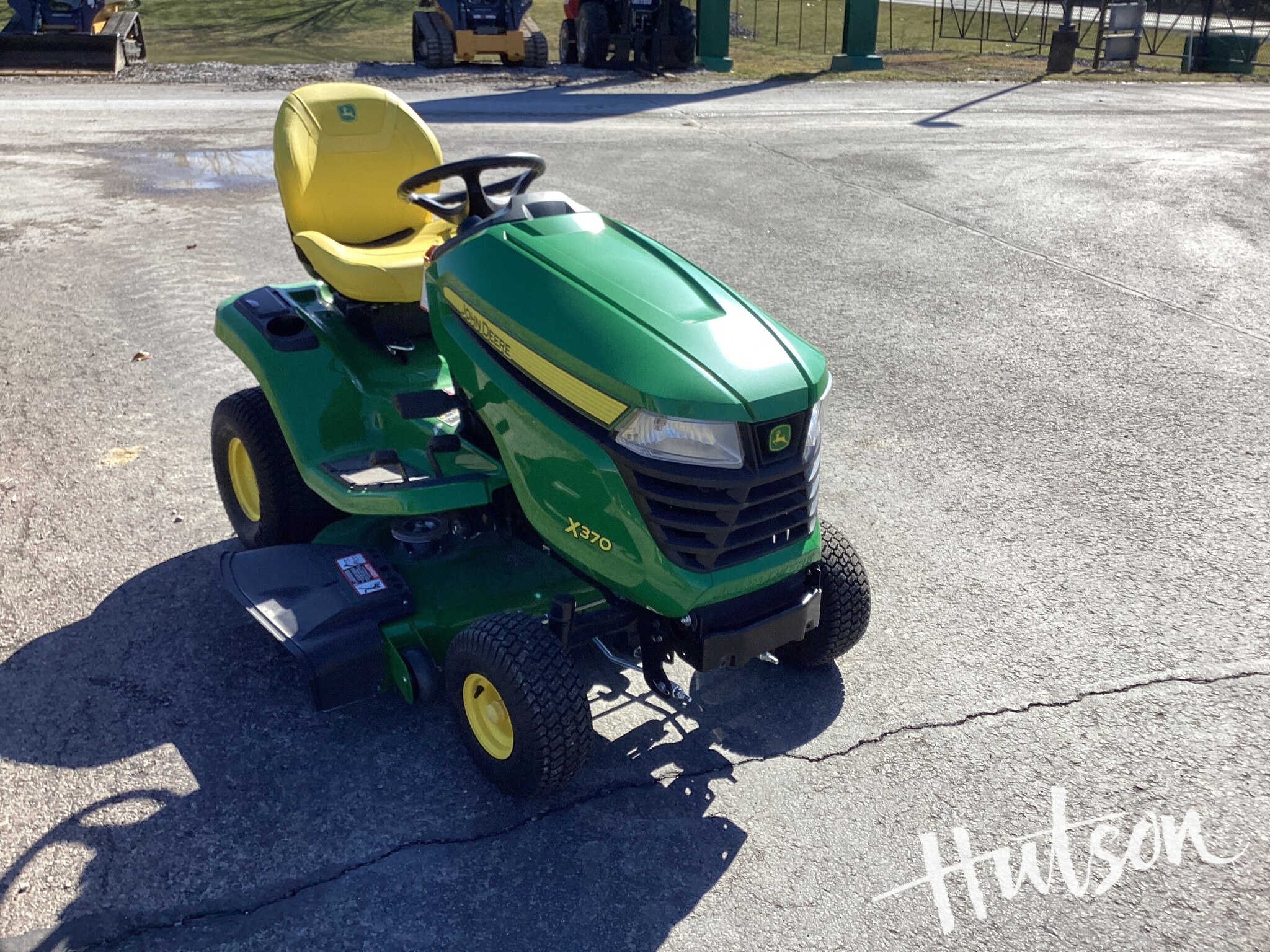 2025 John Deere X370