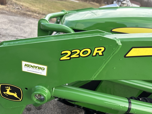 New In-Stock 2024 John Deere 2032R Compact Utility Tractors at Koenig Equipment in Amelia, OH - Photo7