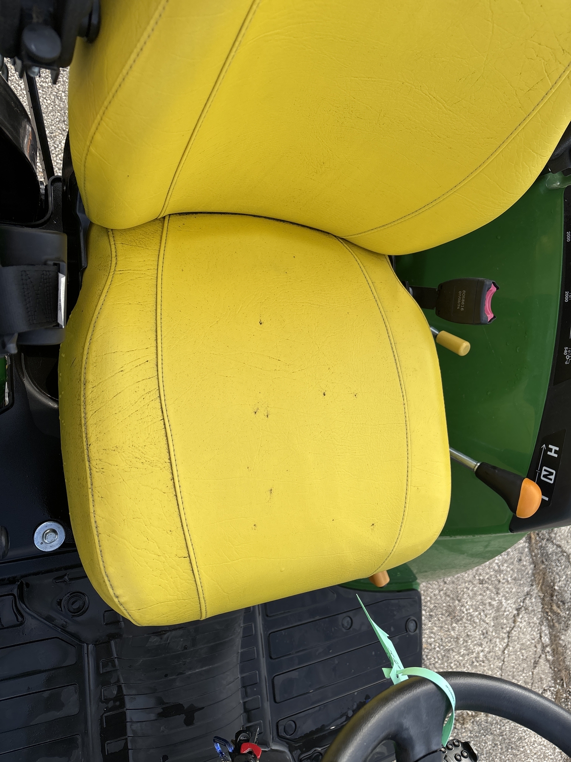 New In-Stock 2024 John Deere 2032R Compact Utility Tractors at Koenig Equipment in Amelia, OH - PhotoXL10