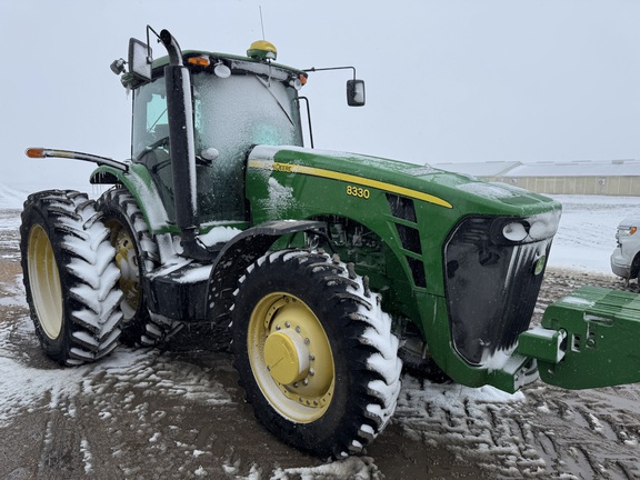 2009 John Deere 8330 - Photo1