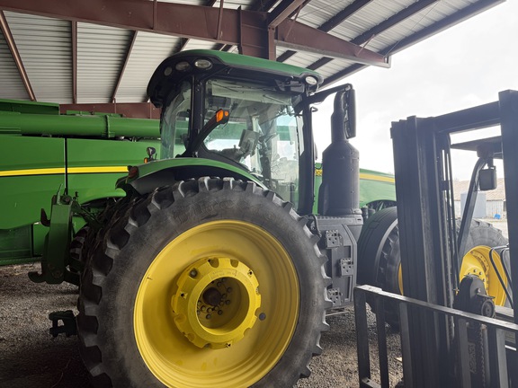 Photo of 2018 John Deere 8295R