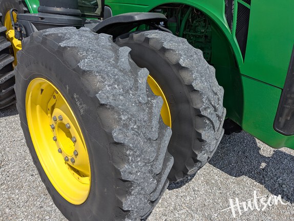 Photo of 2018 John Deere 8295R