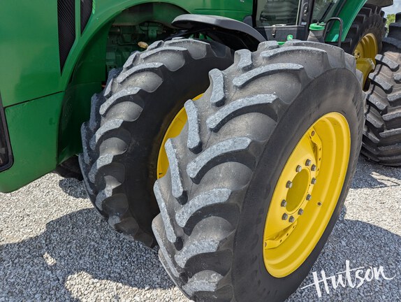 Photo of 2018 John Deere 8295R