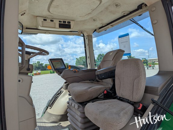 Photo of 2018 John Deere 8295R