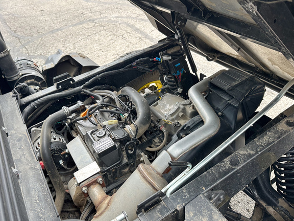 2025 John-Deere XUV 875M Diesel