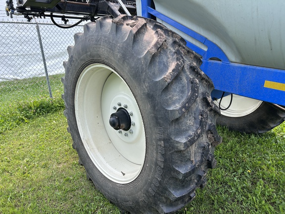 Used 2008 New Holland SF216 Pull Type Sprayers at Horizon Ag & Turf in Barrhead, AB - Photo9