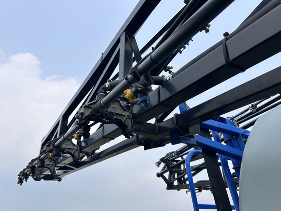 Used 2008 New Holland SF216 Pull Type Sprayers at Horizon Ag & Turf in Barrhead, AB - Photo14