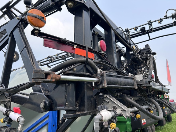 Used 2008 New Holland SF216 Pull Type Sprayers at Horizon Ag & Turf in Barrhead, AB - Photo32