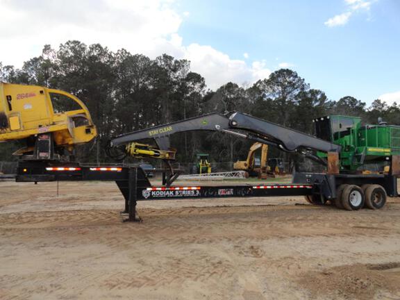 2023 John Deere 437E