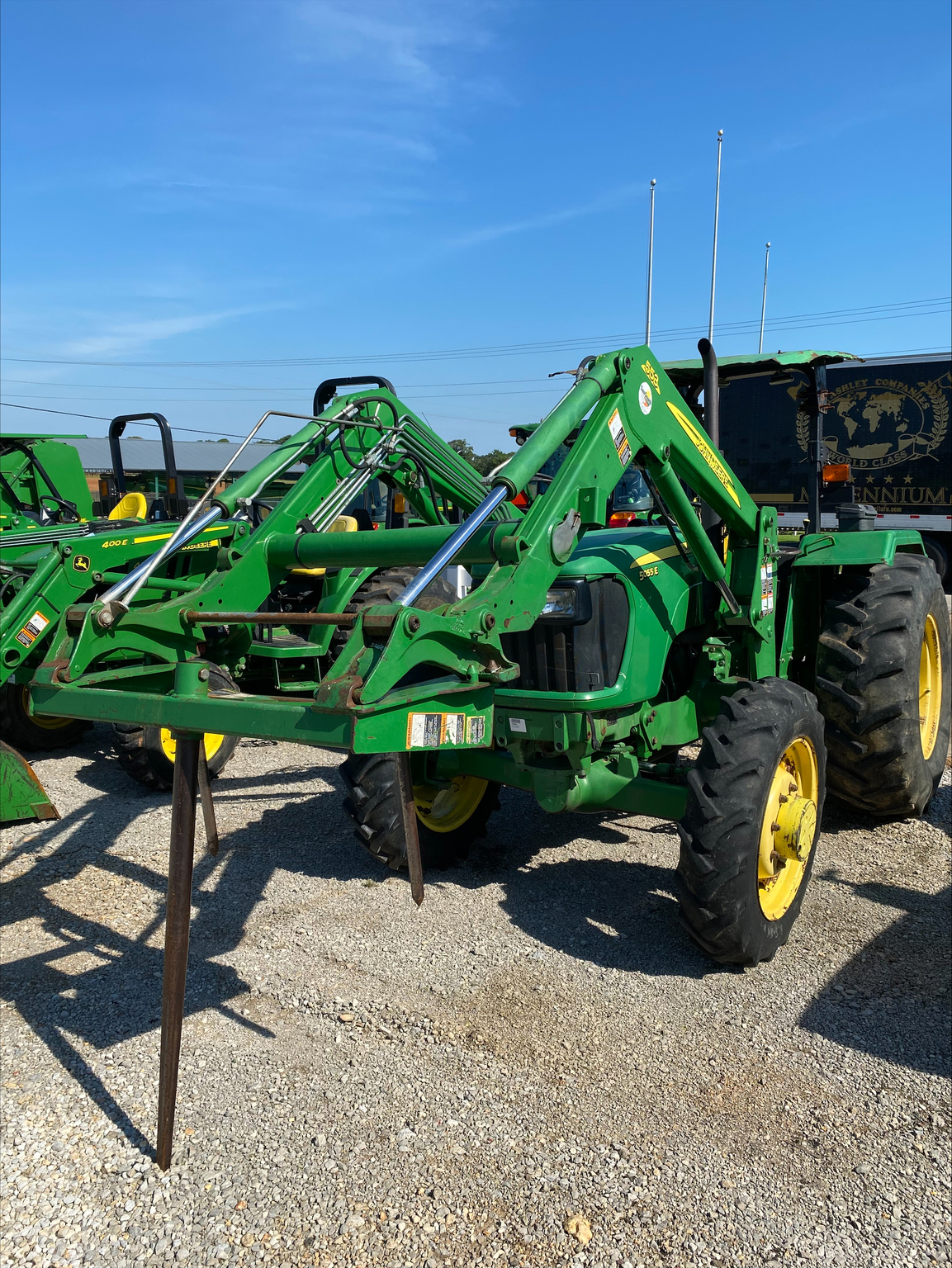 2009 John Deere 5055E