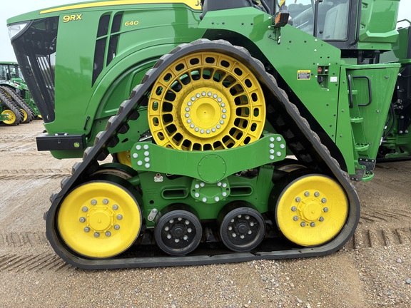 2025 John Deere 9RX 640 - Photo9