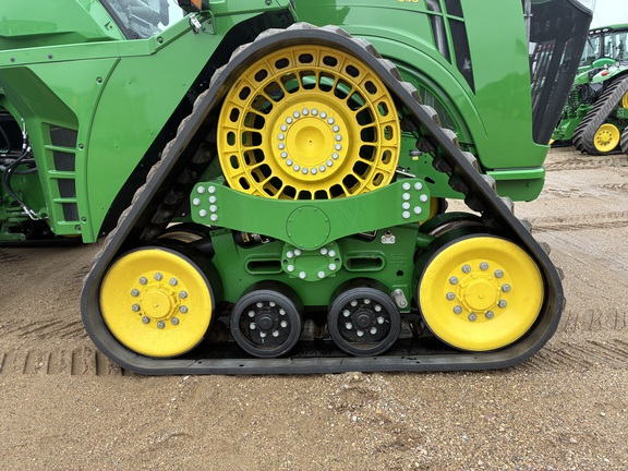 2025 John Deere 9RX 640 - Photo13