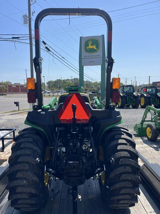 2025 John Deere 3032E-2