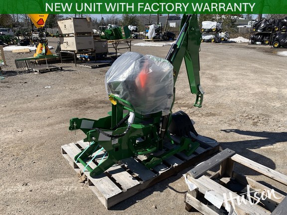 Photo of 2023 John Deere 370B